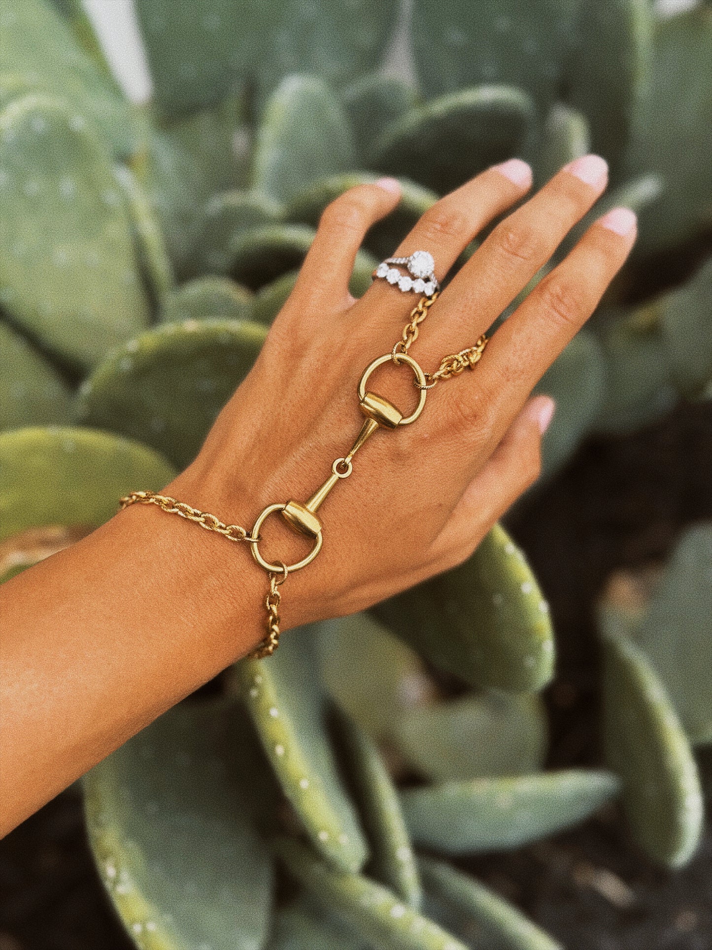 "LITTLE BITTY" Hand Chain